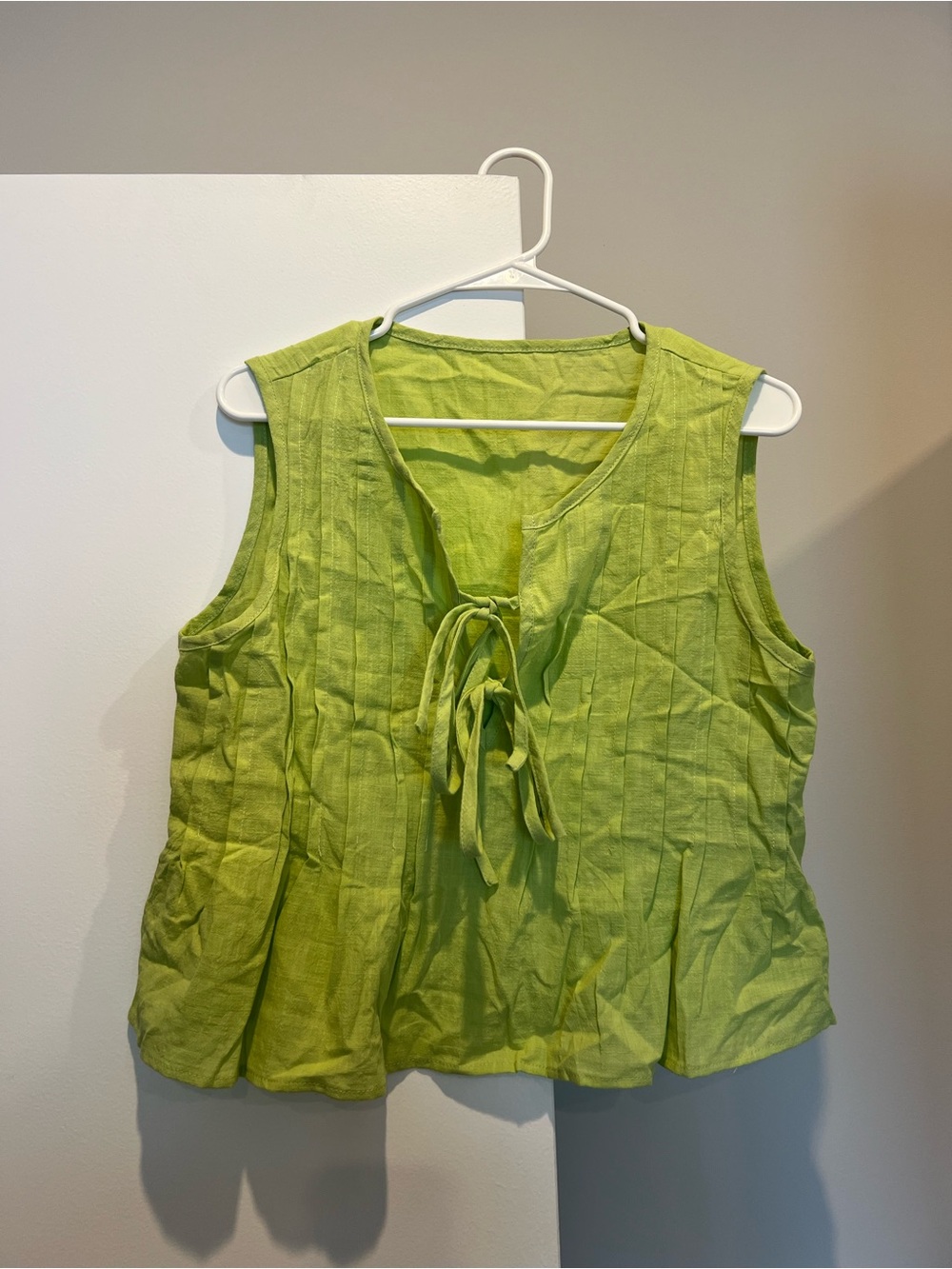 Green Linen Sleeveless Tie-Front Women's Top